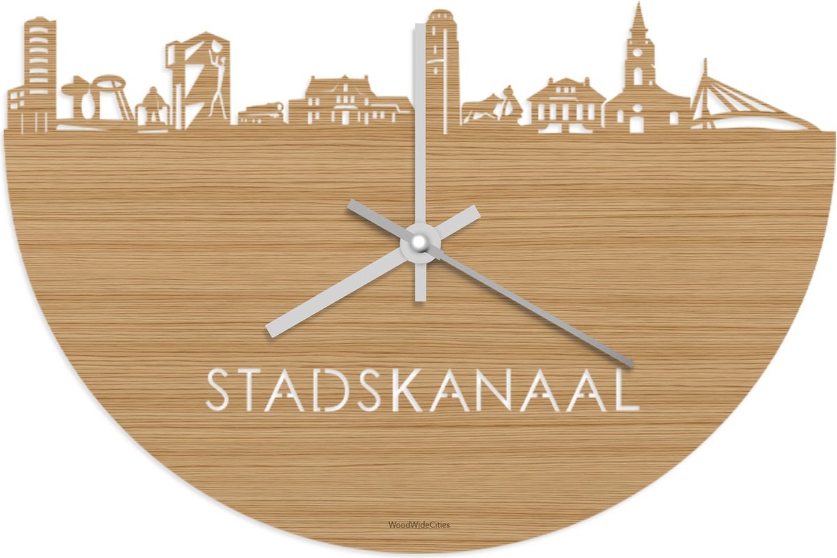 Skyline Klok Stadskanaal Bamboe hout - Ø 40 cm - Stil uurwerk - Wanddecoratie - Meer steden beschikbaar - Woonkamer idee - Woondecoratie - City Art - Steden kunst - Cadeau voor hem - Cadeau voor haar - Jubileum - Trouwerij - Housewarming -