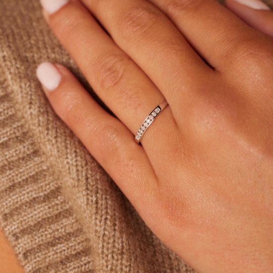 Bague en or blanc 14 kt avec diamant (0,02 ct)