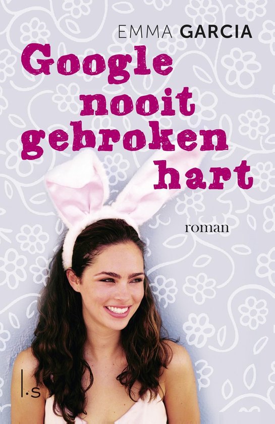 Vrouw met konijnenoren op haar hoofd, lachend. Titel: Google nooit gebroken hart.