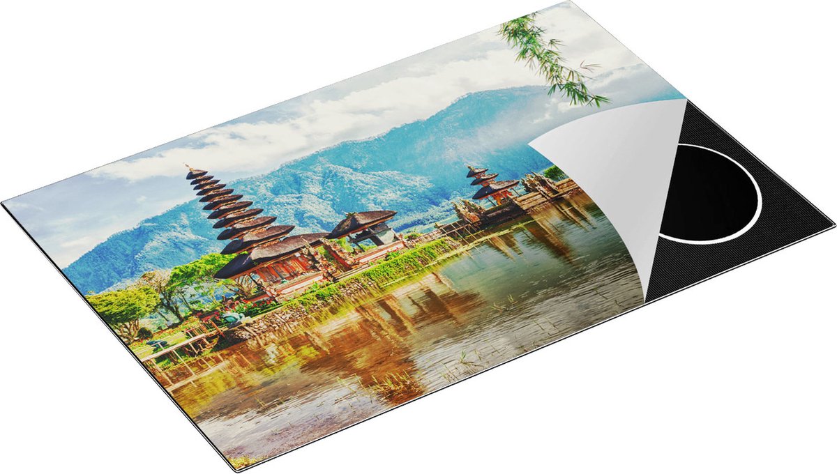 Chefcare Inductie Beschermer Pura Tempel in Bali op het meer Beratan - 81,2x52 cm - Afdekplaat Inductie - Kookplaat Beschermer - Inductie Mat