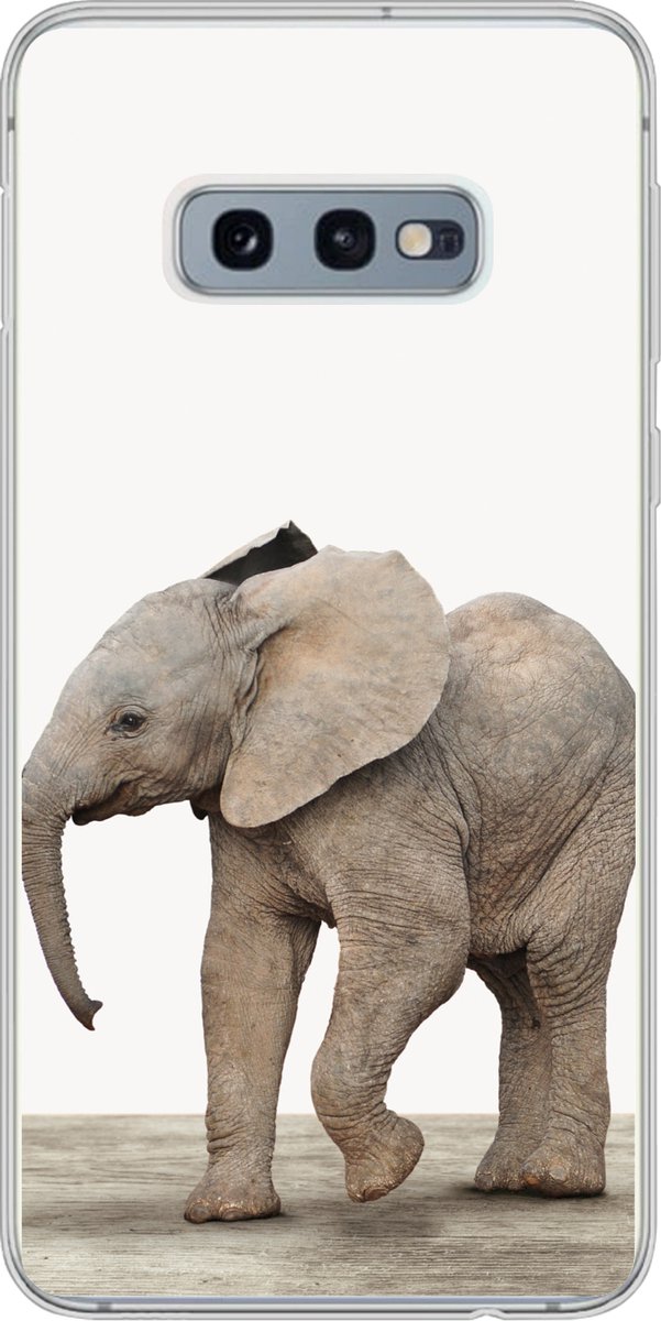 Telefoonhoesje Geschikt voor Samsung Galaxy S10e hoesje - Baby olifant - Dieren - Olifant - Kinderen - Meiden - Jongens - Siliconen Telefoonhoesje Telefoonhoesje