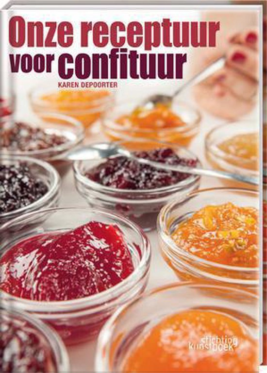 Boek 'Onze receptuur voor confituur' met diverse potjes confituur.