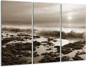 Glasschilderij Zee, Strand - Sepia - 120x80cm 3Luik - Foto Op Glas - Geen Acrylglas Schilderij - GroepArt 6000+ Glas Art Collectie - Maatwerk Mogelijk