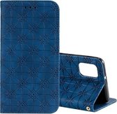 Voor Samsung Galaxy A31 Lucky Flowers Embossing Pattern Magnetische horizontale flip lederen tas met houder en kaartsleuven (donkerblauw)