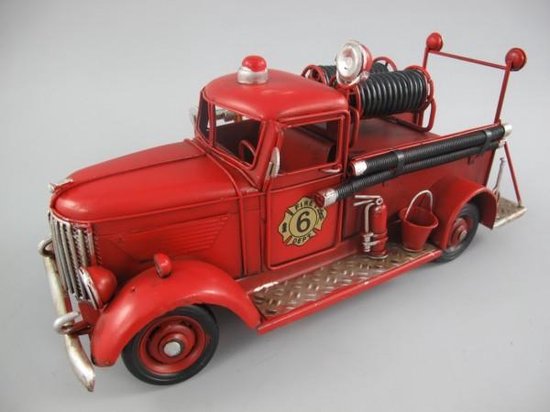 brandweer auto - mooie brandweerauto - ijzer - 14 cm hoog