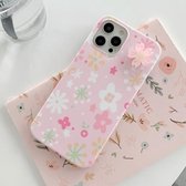 Roterende bloem bloemenpatroon Soft TPU beschermhoes voor iPhone 12/12 Pro (roze)