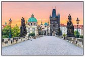 Karelsbrug, Oude Stad en Toren van Praag bij zonsopgang - Foto op Akoestisch paneel - 90 x 60 cm