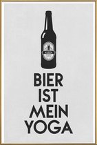 JUNIQE - Poster met kunststof lijst Bier Ist Mein Yoga -30x45 /Grijs &