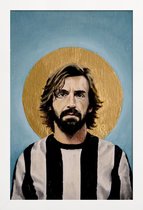 JUNIQE - Poster in houten lijst Football Icon - Andrea Pirlo -30x45