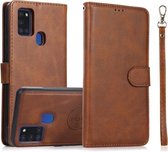 Voor Samsung Galaxy A21s Kalf Textuur 2 in 1 Afneembare Magnetische Achterkant Horizontale Flip Lederen Case met Houder & Kaartsleuven & Portemonnee & Fotolijst (Bruin)