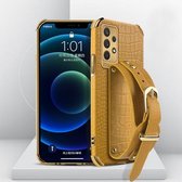 Voor Samsung Galaxy A32 4G gegalvaniseerde TPU krokodillenpatroon lederen tas met polsband (geel)