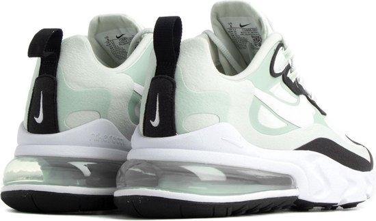 Nike Air Max 270 React Sneakers - Maat 42 - Vrouwen - licht groen/zwart/wit Nike Air Max 270 React Sneakers - Maat 42 - Vrouwen - licht groen/zwart/wit