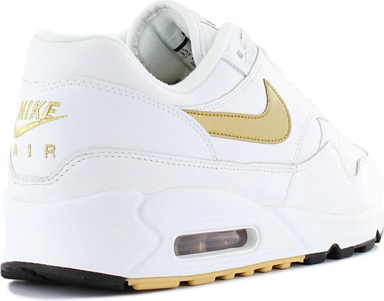 Nike dropt metallic gouden Air Max 90 sneakers