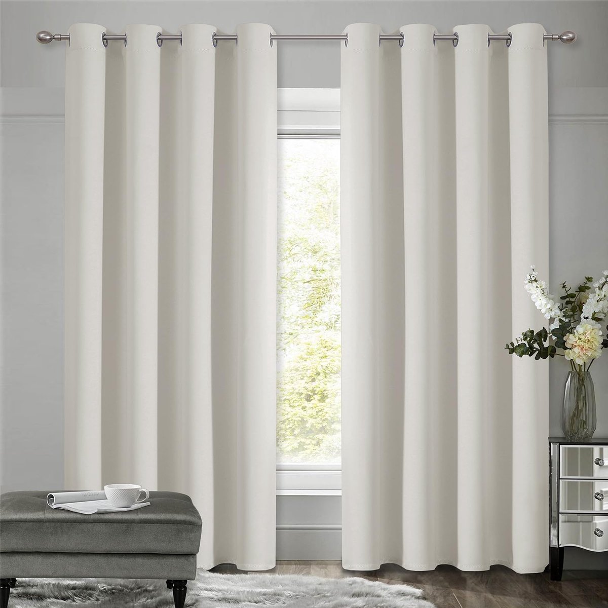 Unyqoos ® Lichtbeige Verduisteringsgordijnen met Isolerende Eigenschappen voor Woonkamer en Slaapkamer, Set van Twee