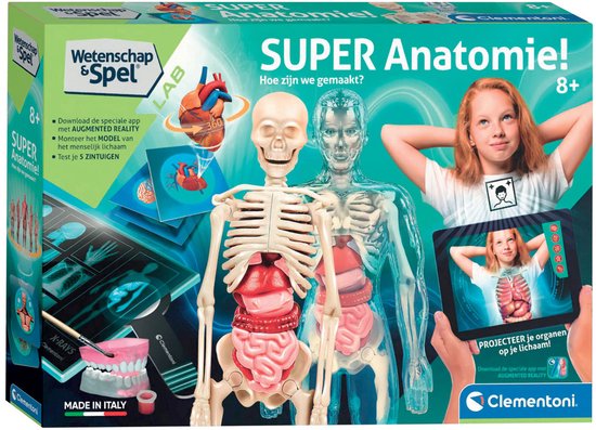 Doos van Clementoni Super Anatomie, met skelet, organen en een meisje met tablet.