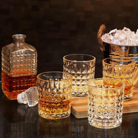 gouveo Set van 6 glazen flessen 500 ml kristal met glazen kurk - designfles 0,5 l van glas met glazen stop - vierkante karaf voor likeur, whisky, cognac, rum (CFET500GK