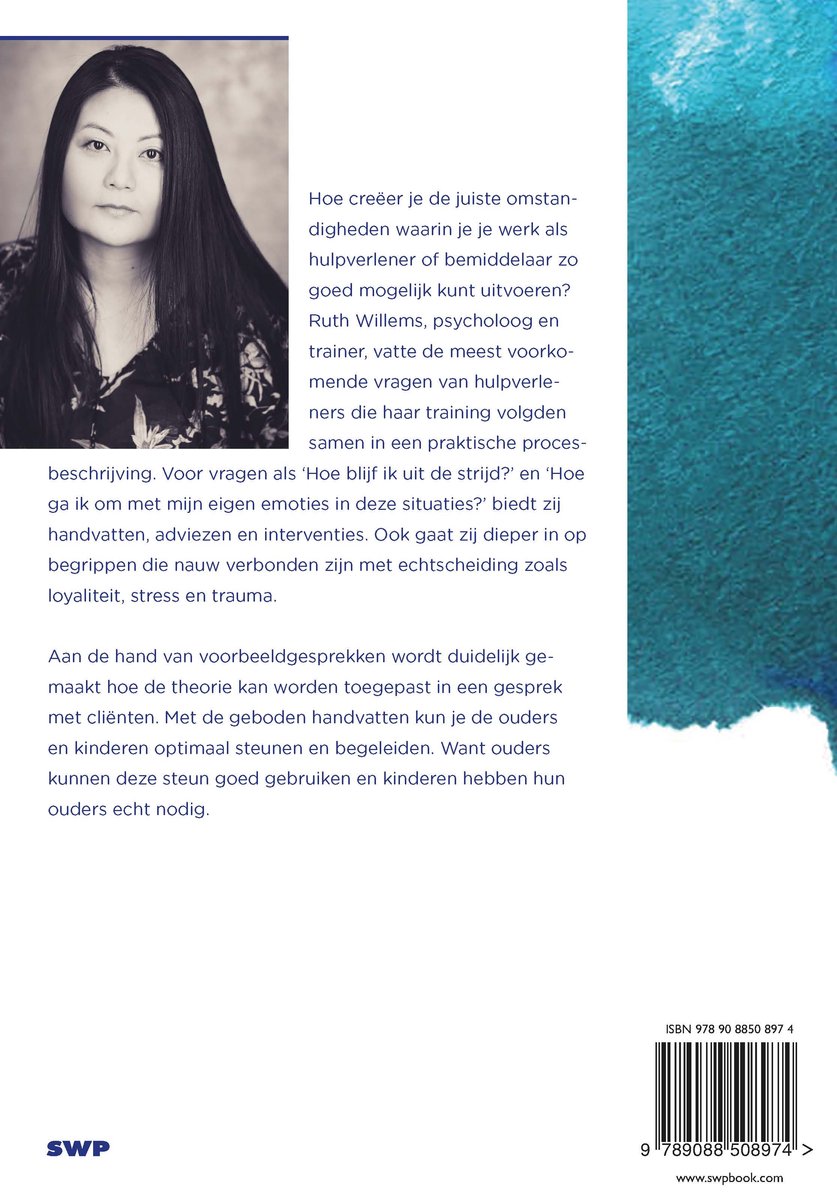 Portret van Ruth Willems, psycholoog en trainer, met tekst over hulpverlening bij scheiding.