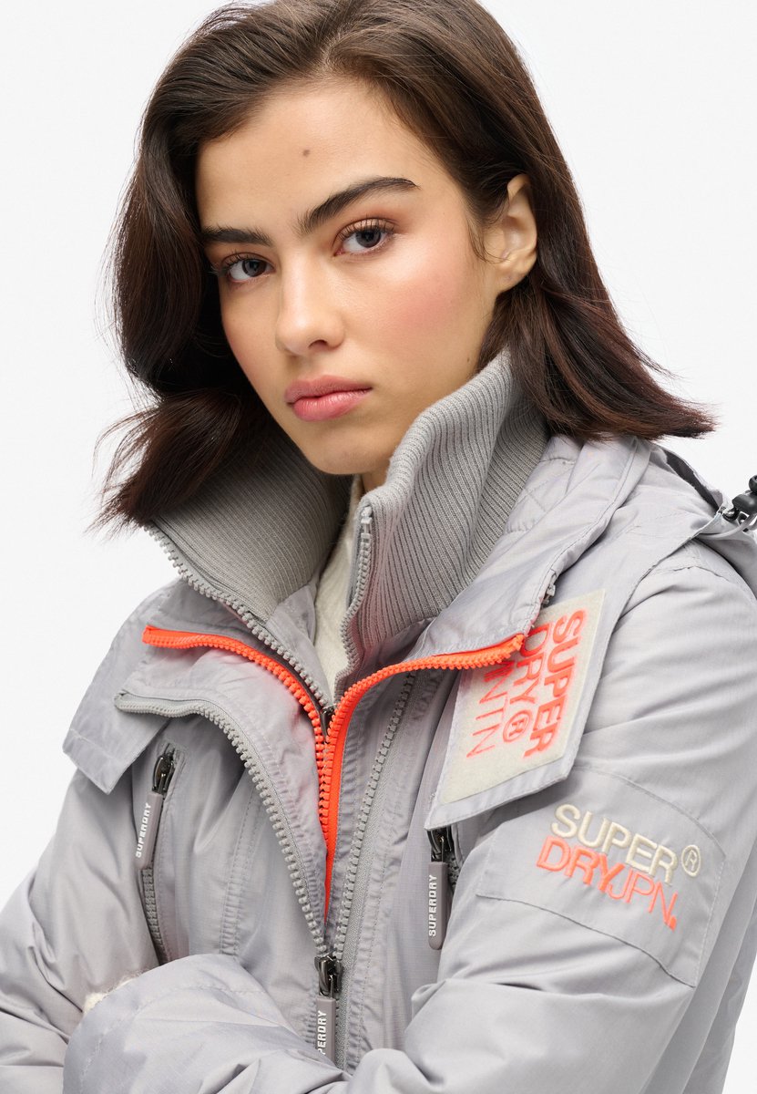 Superdry Mountain SD windcheater Dames Grijs