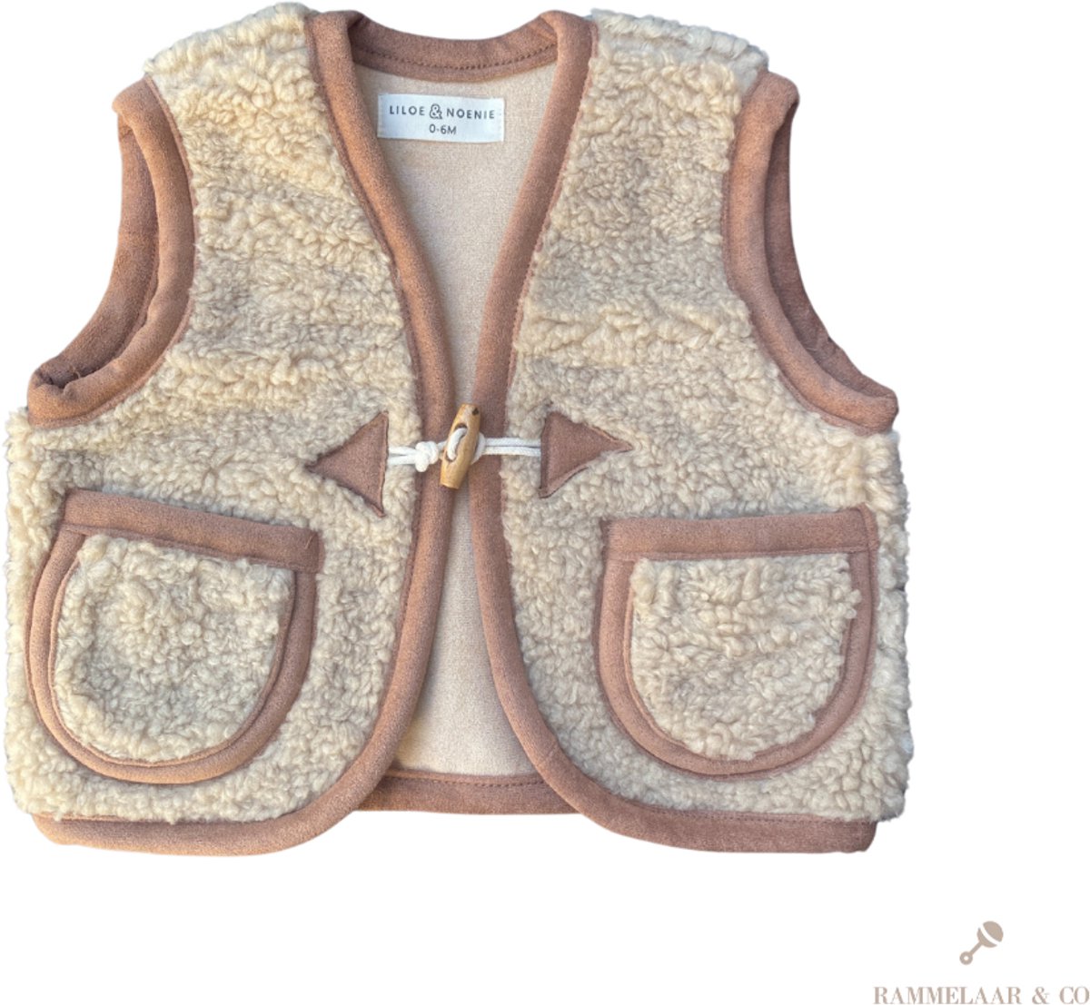 Rammelaar&Co Teddy Vest – Baby Bodywarmer – Zacht Katoen – Warme Voering – Houten Sluiting – Beige – 0-6 maanden
