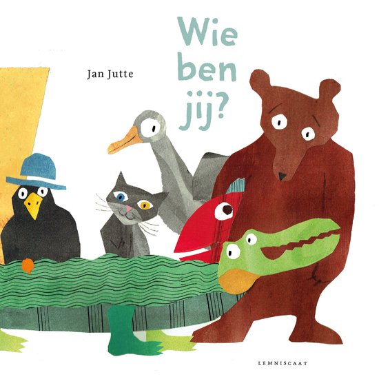 Couverture de livre avec illustration d'un corbeau, un chat, une oie, un poisson, un crocodile et un ours. Titre : Qui es-tu ?
