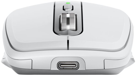 Witte Logitech MX Anywhere 3S muis, gezien vanaf de voorkant met USB-C poort.