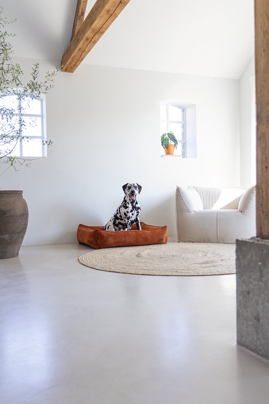 Designed by Lotte Ribbed - Lit pour chien - Terre cuite - 95x80x23 cm