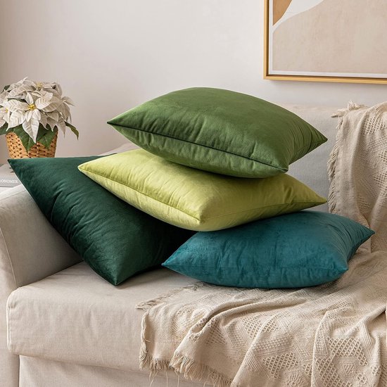 Set de deux Housses de coussin en velours vert matcha avec fermeture éclair cachée