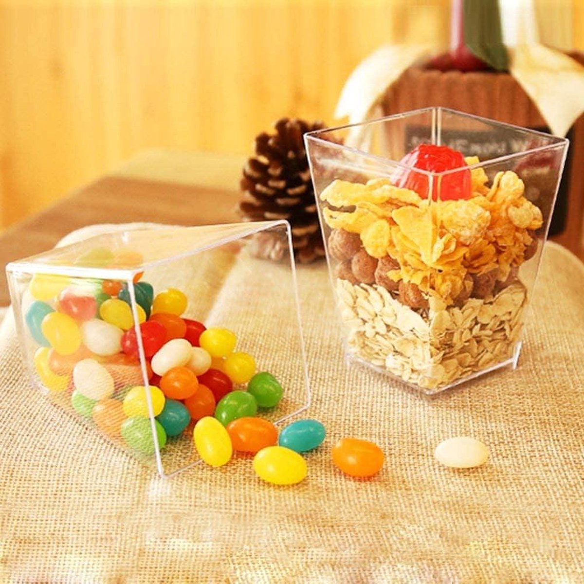 LATERN 50 stuks plastic dessertbekers met deksels, 240 ml
