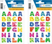 Stickervelletjes met 96x stuks gekleurde alfabet plak letters met gezichtjes 28 mm - 4 vellen