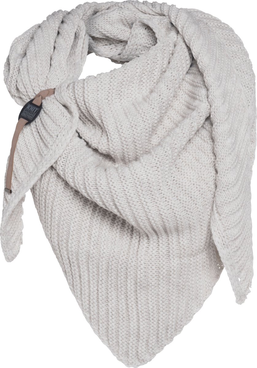 Knit Factory Demy Gebreide Omslagdoek - Driehoek Sjaal Dames - Beige - 190x85 cm - Inclusief siersluiting
