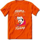 Cool People Do Fishing - Vissen T-Shirt | Roze | Grappig Verjaardag Vis Hobby Cadeau Shirt | Dames - Heren - Unisex | Tshirt Hengelsport Kleding Kado - Oranje - M