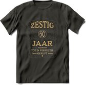 60 Jaar Legendarisch Gerijpt T-Shirt | Grijs - Ivoor | Grappig Verjaardag Cadeau | Dames - Heren | - Donker Grijs - L