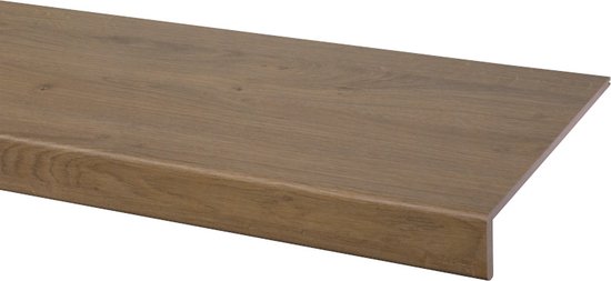 Foto: Traprenovatie overzettrede met neus laminaat bruin eiken 100 x 30 cm