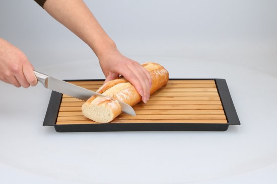 Planche à pain Alpina avec ramasse-miettes - bambou - 38x27x2cm | bol.com