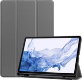 Hoes Geschikt voor Samsung Galaxy Tab S8 - Smart Tri-Fold Tablet Book Case Cover met Penhouder - Grijs