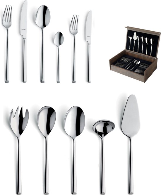 Vue d'ensemble de couverts argentés, y compris un ensemble dans un coffret.