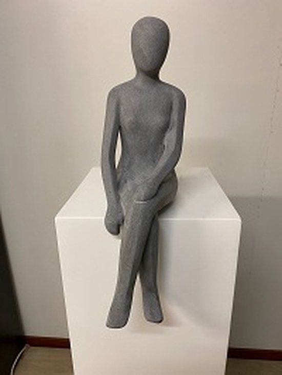 Sculpture femme assise, couleur gris 50 cm, pour intérieur ou extérieur |  bol