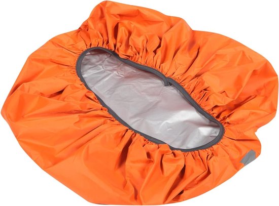 Oranje regenhoes voor rugzak met grijze rand en reflecterende strip. Binnenzijde is zilverkleurig.