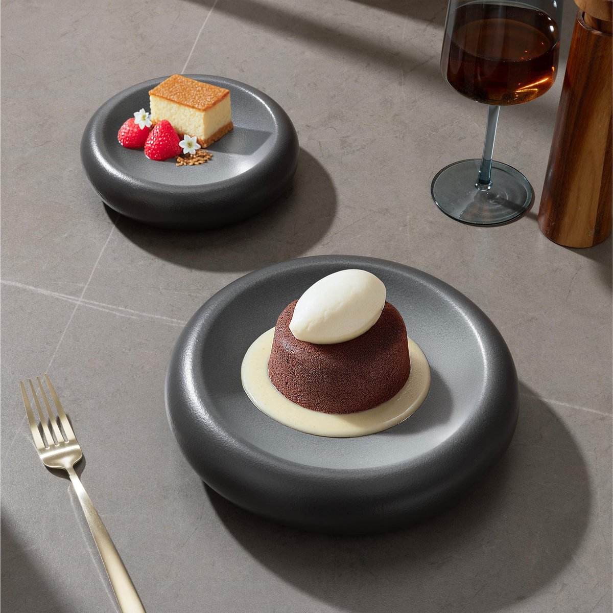 Dailygoods - Set van 2 Diepe Porseleinen Dinerborden voor Fine Dining, Zwart