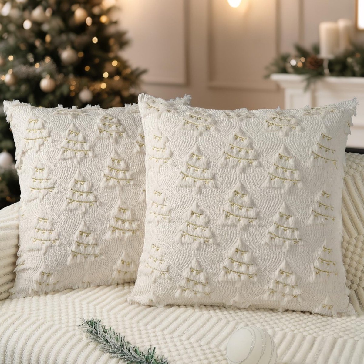 Decoratieve Kussenhoezen 45x45cm Set van 2 Zachte Pluche Faux Fur met Gouden Lijnen voor Kerstmis en Winterse Sfeer in de Woonkamer, Crème Wit