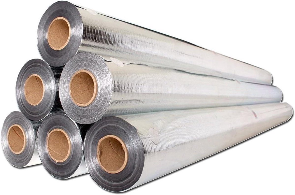 Stralingsfolie Isolatie - Isolatiefolie Zolder - Energie Besparen - Geperforeerd Scheurbestendig - 500 sqft - Aluminium