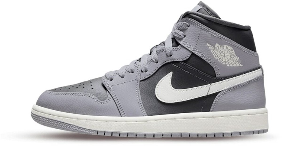 Air Jordan 1 Mid Cement Grey (W) - Maat 40