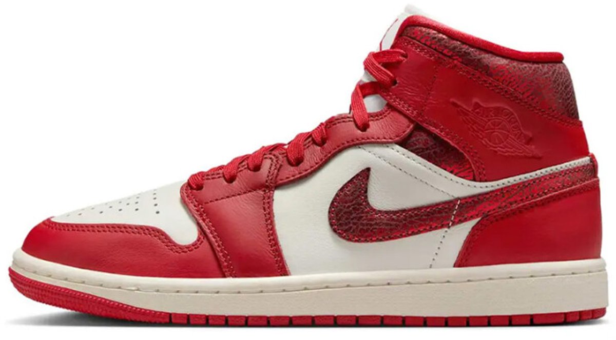 WMNS Nike Air Jordan 1 Mid SE Rood
