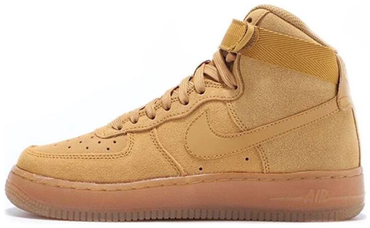 Nike Air Force 1 High LV8 3 Bruin