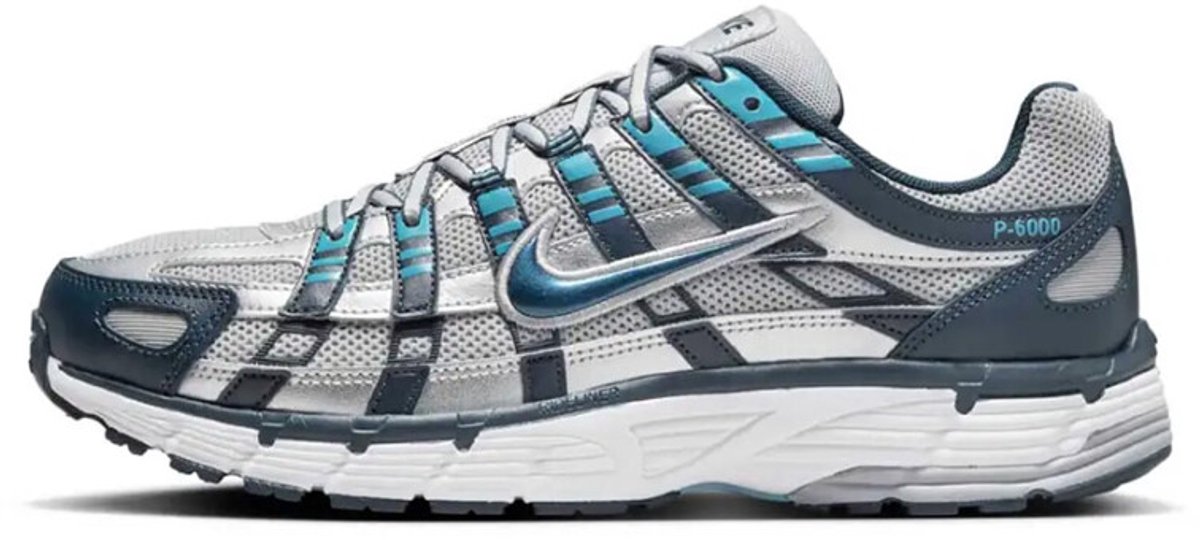 Nike P-6000 ‘Armory Flat ‘ Zilver