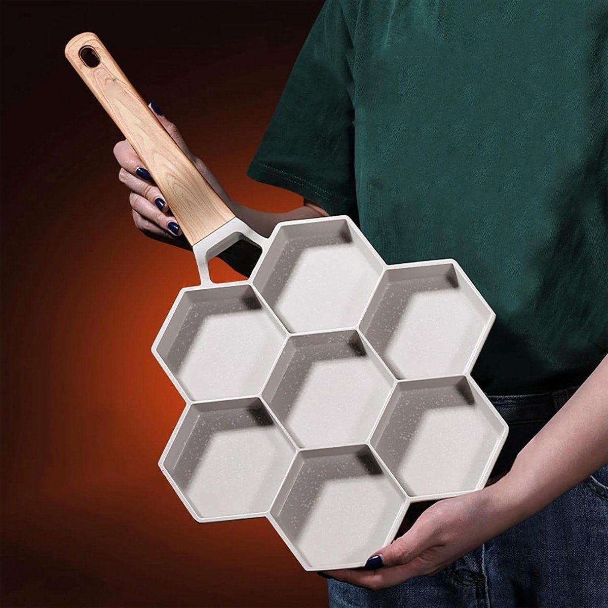 Pannenkoekenpan met 7 gaten - Ontbijt pan - Ontbijt maken - Antiaanbaklaag - 750 gram - Zwart