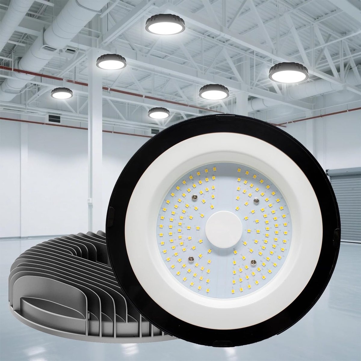 Krachtige 150W LED Halfspot met 5000K Koud Wit Licht, 18000LM, IP65 Waterdicht, Ideaal voor Werkplaatsen, Fabrieken en Garages, Ø 220 X 60mm