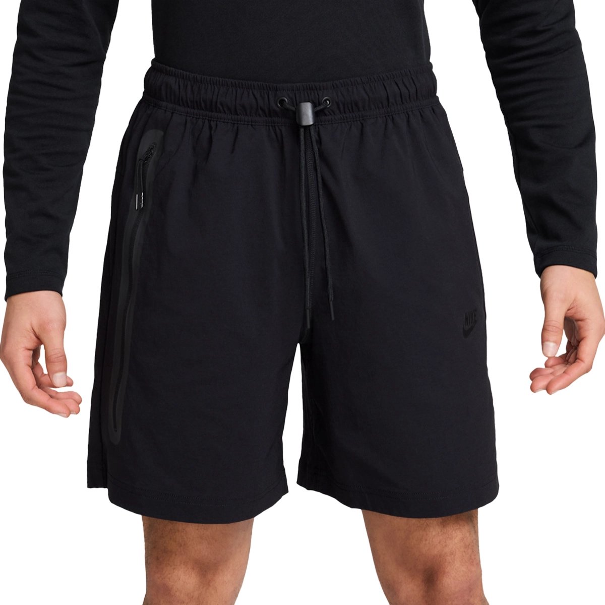Nike dri-fit tech woven short in de kleur . Zwart