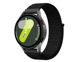 By Qubix - Sport Loop nylon bandje 20mm - Zwart - Geschikt voor Samsung Galaxy Watch 7 (40 & 44mm) - Galaxy Watch FE - Galaxy Watch 6 - Galaxy Watch 6 Pro - Galaxy Watch 5 - 5 Pro - Galaxy Watch 4 - 4 Classic - Active 2 - Watch 3 (41mm)