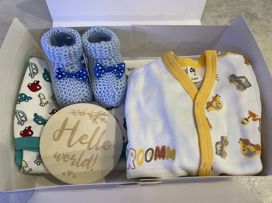 Maminobaby.nl - Baby Geschenkset jongens | | Auto’s | Newborn | Pyjama | Deken | Babyslofjes | Kraamcadeau | Babyshower — afbeelding 4